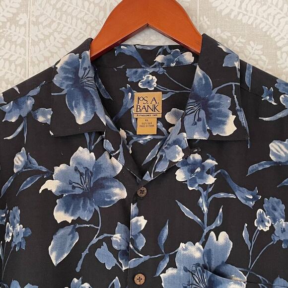 Jos. A. Bank Silk Blue Floral Tropical Camp Collar Button Down Shirt, Size XL - Picture 3 of 13